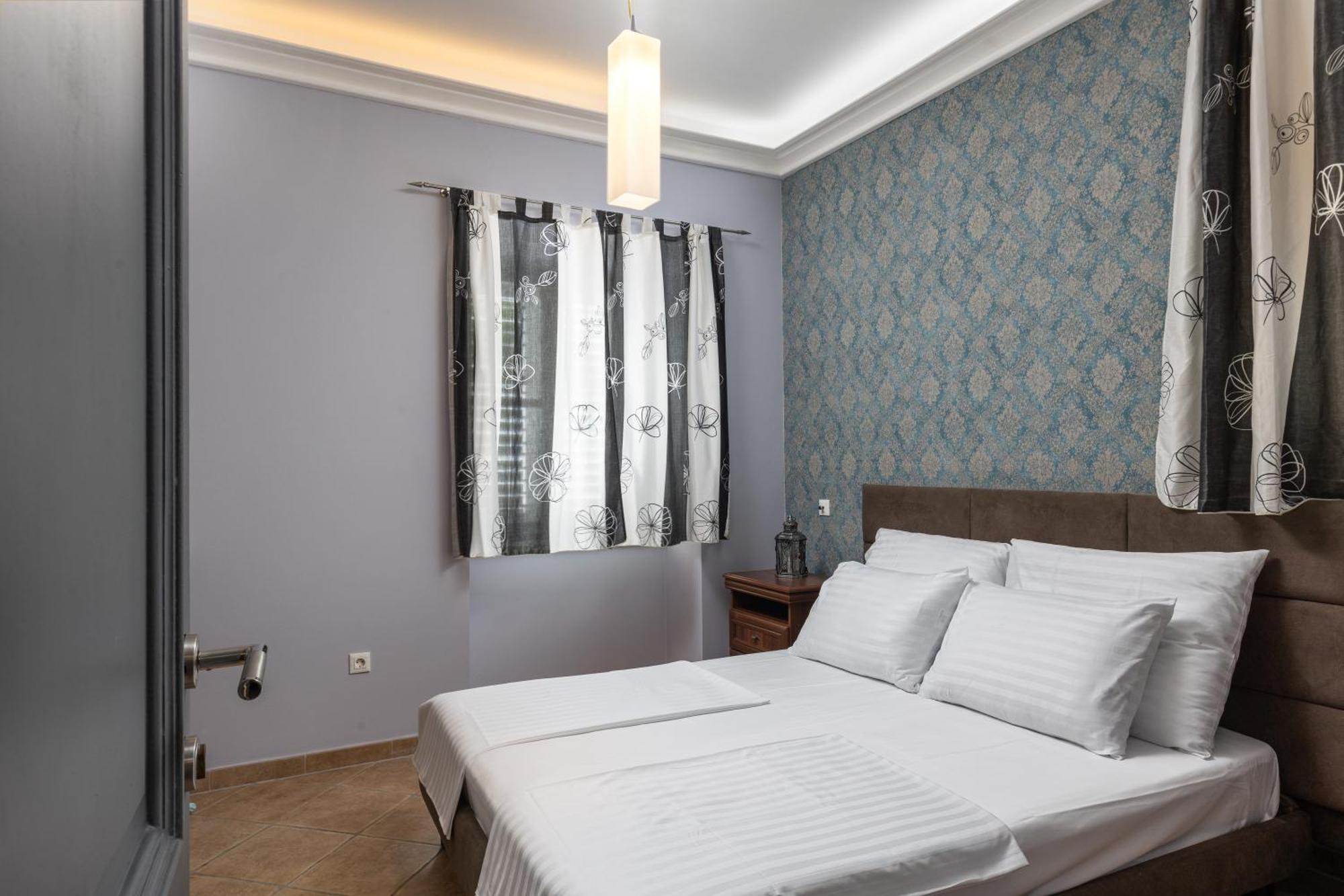 Seistanca Lux -old Entrance Apartment